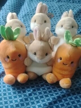 6 Pak Plush Bunny and Carrot Small Pet Plush Toy Set - Cream and Orange